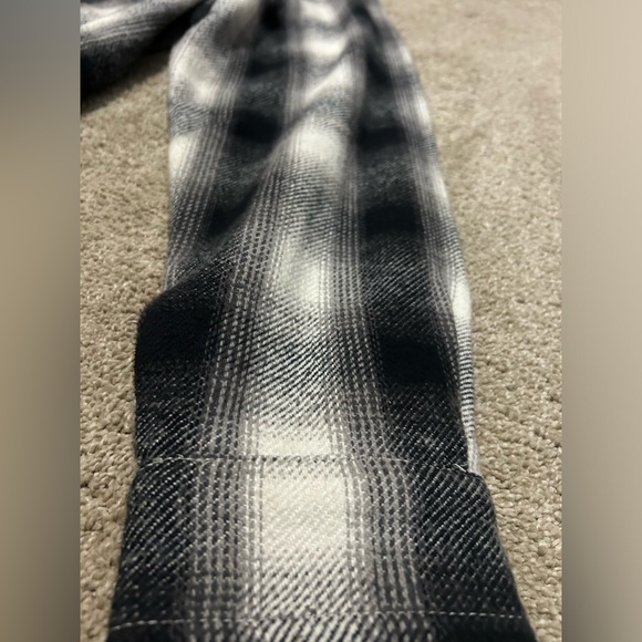 💝Lucky Brand Shacket Size: small - Picture 5 of 8